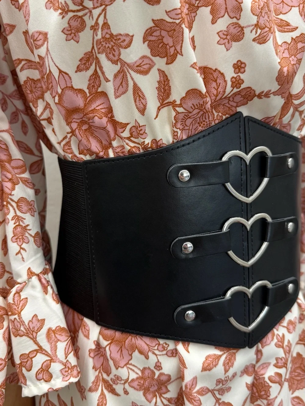 Black Heart Buckle Wide Waist Belt Corset Belt Elastic Cinch Belt Gothic Punk